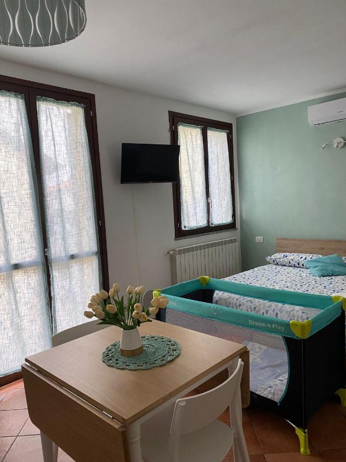 Il Tulipano Apartment Trezzano Rosa Bagian luar foto