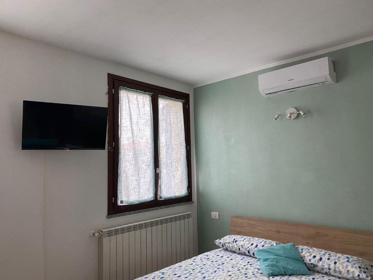 Il Tulipano Apartment Trezzano Rosa Bagian luar foto