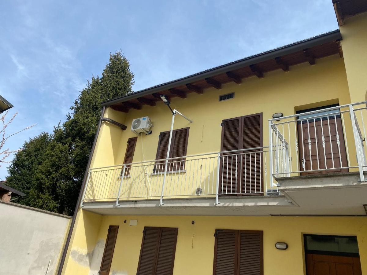 Il Tulipano Apartment Trezzano Rosa Bagian luar foto