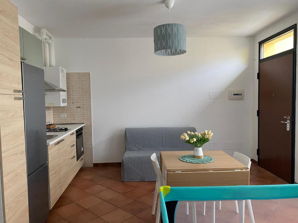 Il Tulipano Apartment Trezzano Rosa Bagian luar foto